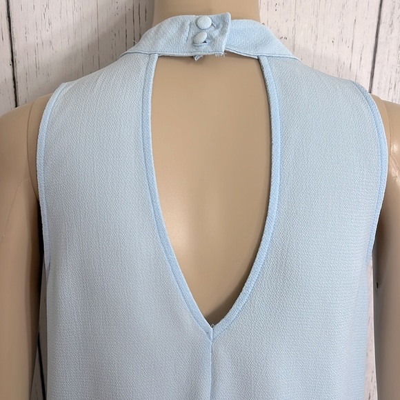 Morgan Claire Sleeveless Top V Neck Choker collar Baby Blue Size Small - Picture 4 of 7